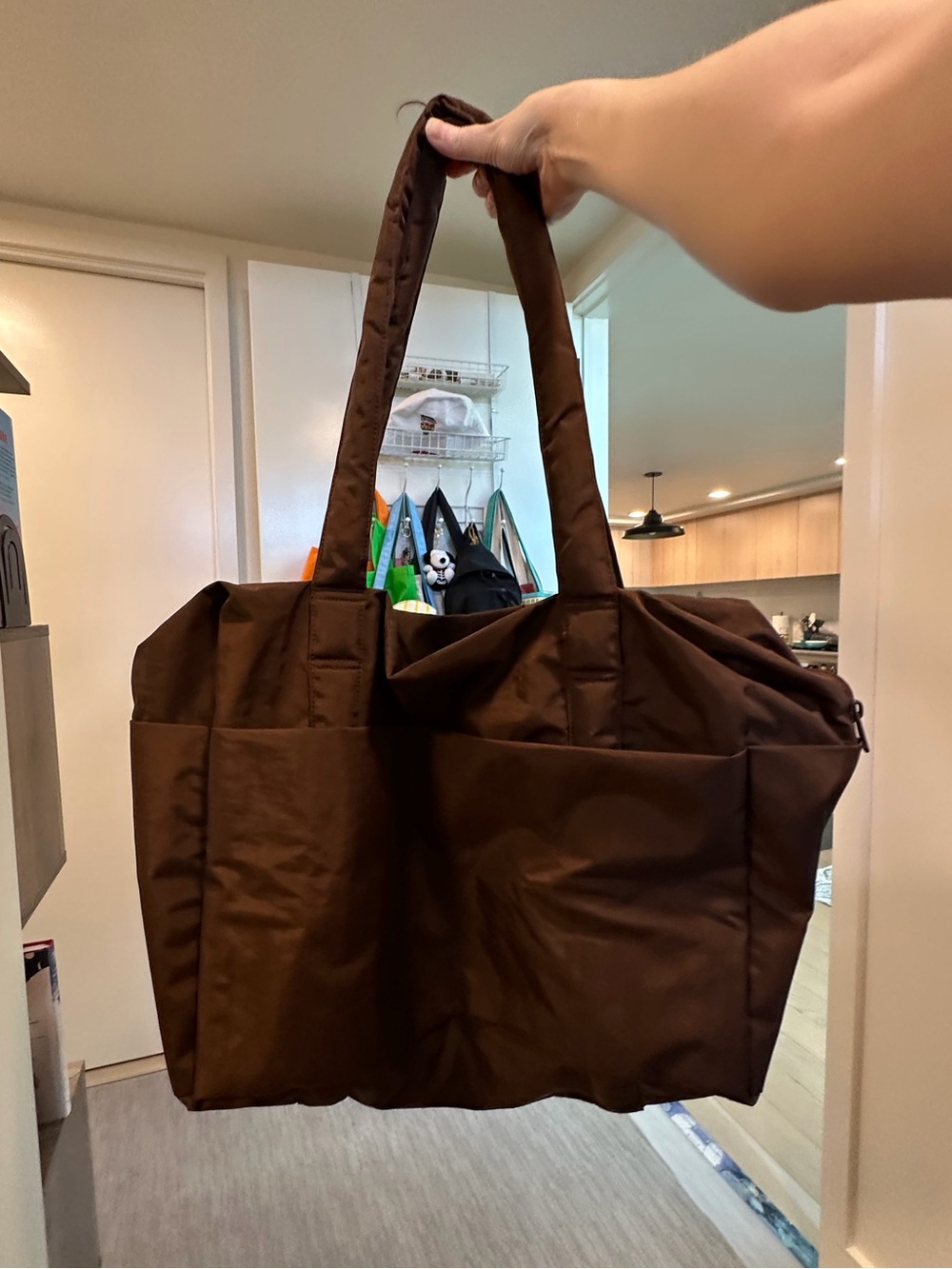 BAGGU Cloud Carry On in Coffee